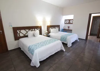 Hotel Tres Soles hotel thumbnail 5