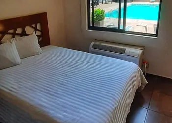 Hotel Tres Soles hotel thumbnail 7