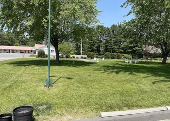 Belmont Motel hotel thumbnail 7