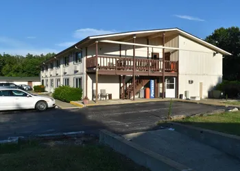 Countryside Inn hotel thumbnail 2