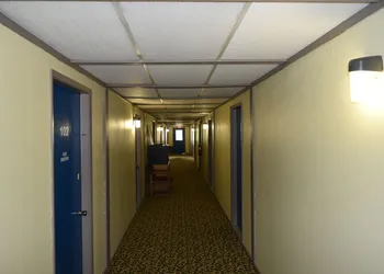 Countryside Inn hotel thumbnail 3