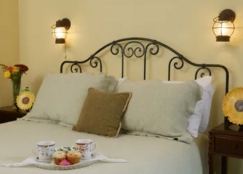 Ashton's Bed and Breakfast hotel thumbnail 6