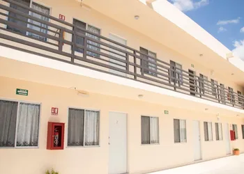 Hotel Napoles hotel thumbnail 2