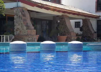 Hotel La Mansión hotel thumbnail 3