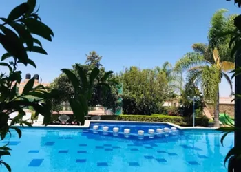 Hotel La Mansión hotel thumbnail 4