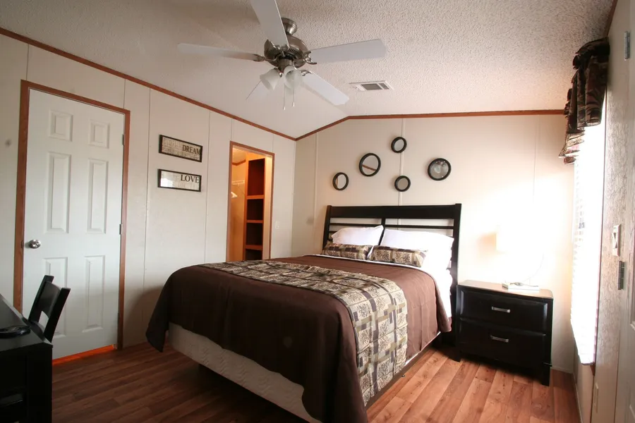 Eagle Ford Village Suites Dilley hotel detail image 6