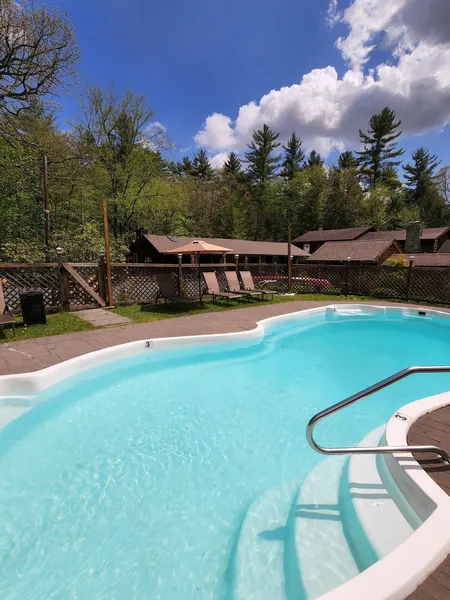 Magnolia Streamside Resort hotel detail image 2