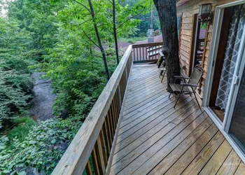 Magnolia Streamside Resort hotel thumbnail 6