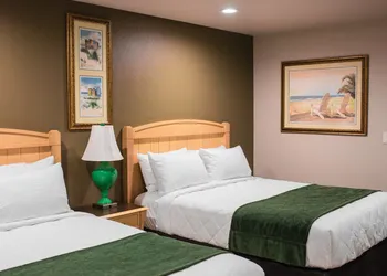 The Gator Den Motel hotel thumbnail 3