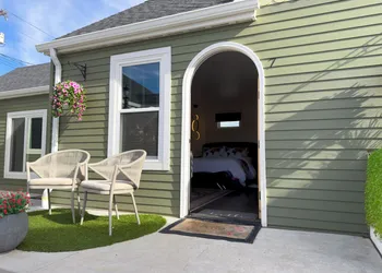 EO Bungalows – Adults Only hotel thumbnail 3