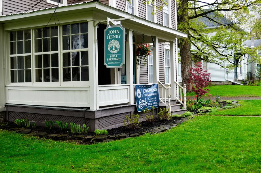 John Henry Bed & Breakfast hotel detail image 2