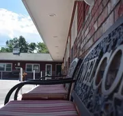 Midway Lodging hotel detail image 3