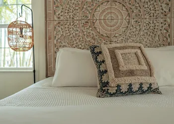 Seahorse Beach Bungalows hotel thumbnail 6