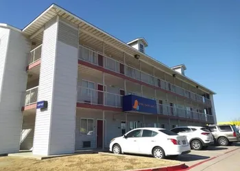 InTown Suites Extended Stay Dallas TX - North Richland Hills hotel thumbnail 2