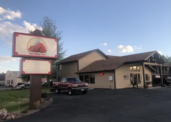 Red Bear Inn hotel thumbnail 2