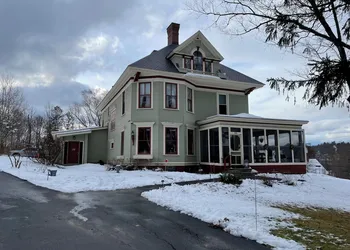 Guilford Bed and Breakfast hotel thumbnail 2