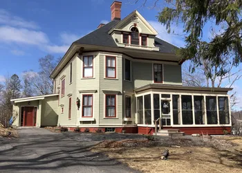Guilford Bed and Breakfast hotel thumbnail 3