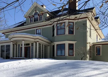 Guilford Bed and Breakfast hotel thumbnail 4