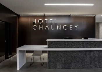 Hotel Chauncey Iowa City Tapestry Collection by Hilton hotel thumbnail 5