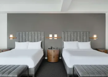 Hotel Chauncey Iowa City Tapestry Collection by Hilton hotel thumbnail 7