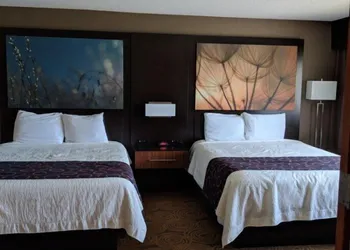 Royal River Casino and Hotel hotel thumbnail 7