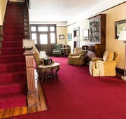Double Oaks Bed and Breakfast hotel detail image 3