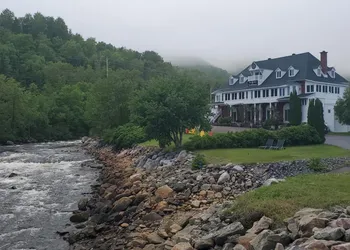 La Gentilhommière Motel et Suite A Vue sur Mer hotel thumbnail 5