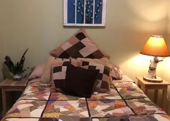 Pebble Springs BnB hotel thumbnail 6