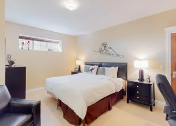 Snowfall Lodge 2 hotel thumbnail 6
