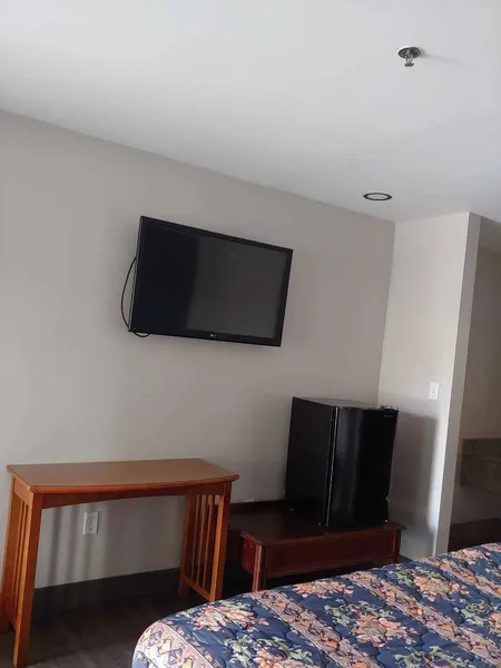 Budgetel Inn & Suites hotel detail image 2