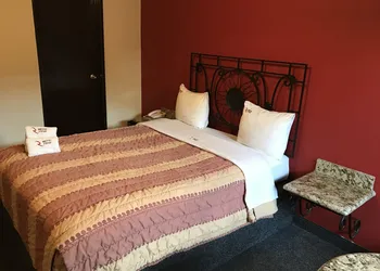 Hotel El Refugio hotel thumbnail 4