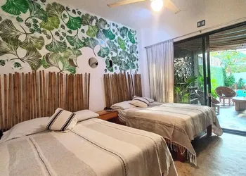 Pantai H hotel thumbnail 7