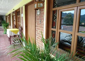 Estancia Campestre - 7 Robles hotel thumbnail 8