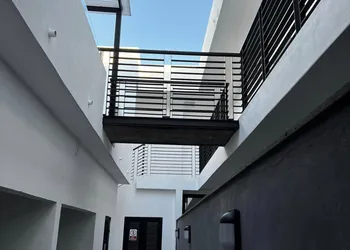 Madison Suites hotel thumbnail 2