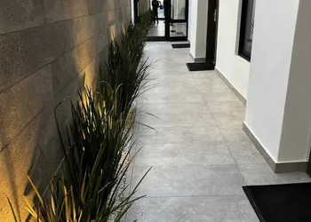 Madison Suites hotel thumbnail 4