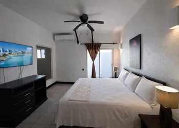 Hotel Villa Capricho hotel thumbnail 3