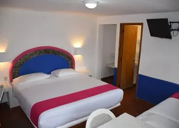 Hotel Pachuca Inn hotel thumbnail 7