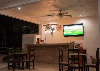 Cedro Rojo hotel thumbnail 5