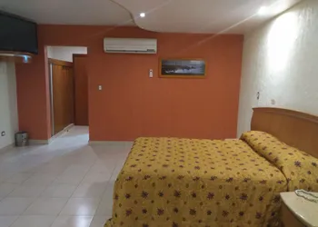 Hotel Jimenez Plaza hotel thumbnail 6