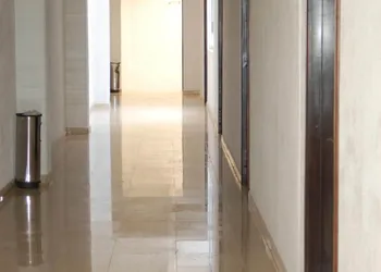 Premier Hotel Suites hotel thumbnail 2