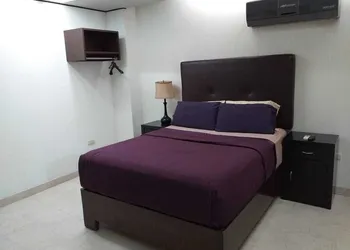 Premier Hotel Suites hotel thumbnail 4