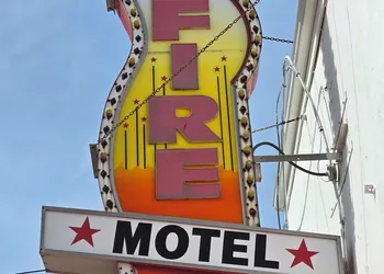 Starfire Motel hotel thumbnail 2