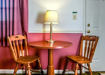 White Marsh Motel hotel thumbnail 6