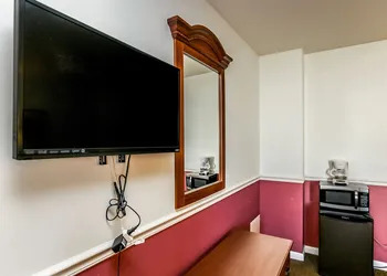 White Marsh Motel hotel thumbnail 7