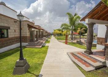 Hotel Villas Mahando hotel thumbnail 3
