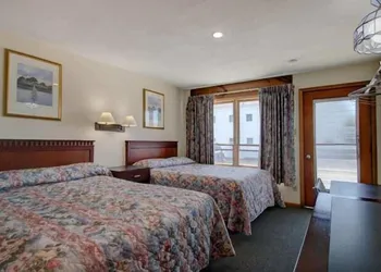 Dolphyn Motel hotel thumbnail 4