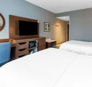 Hampton Inn & Suites Bloomfield Hills Detroit hotel detail image 3