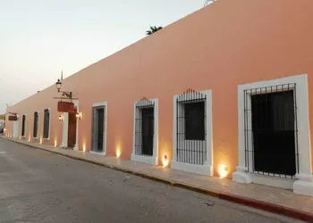 Hotel Hostal El Farol hotel thumbnail 2