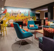 TRU by Hilton Lynchburg hotel detail image 3