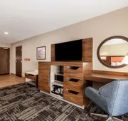 Hampton Inn & Suites Benton Harbor hotel detail image 7